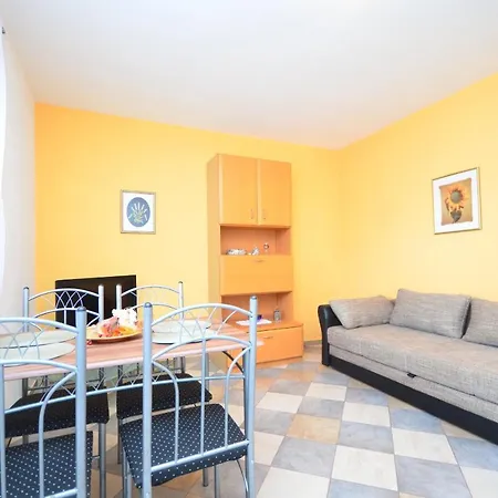 Apartamento Brandis Vir