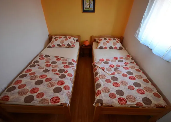 アパート Brandis