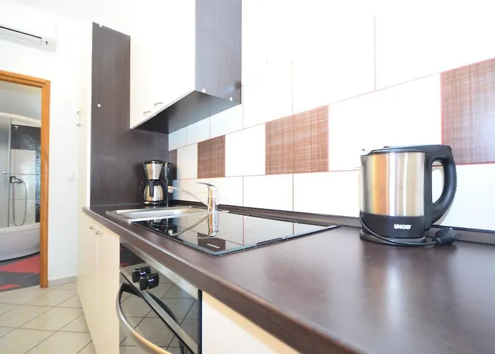 アパート Brandis